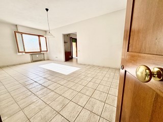 Appartamento in Vendita a Castelfiorentino, 170'000&euro;, 112 m², arredato