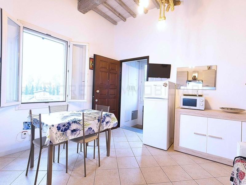 Bilocale in Vendita a Piombino, zona Riotorto, 145'000€, 59 m², arredato
