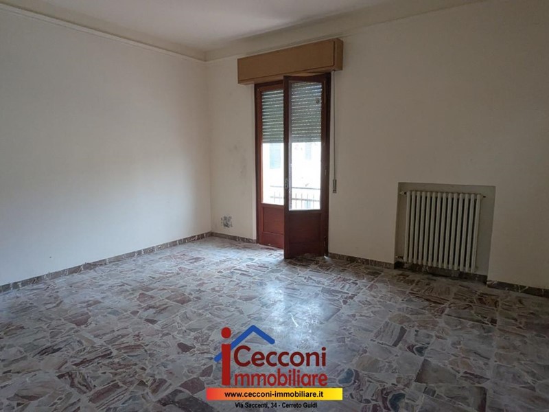 Appartamento in Vendita a Cerreto Guidi, 150'000&euro;, 120 m², con Box