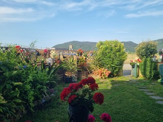 Quadrilocale in Affitto a Ameglia, 1'000€, 100 m², arredato