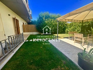 Trilocale in Vendita a Massa, 319'000€, 80 m², arredato