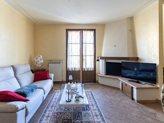 Casa Indipendente in Vendita a San Miniato, zona San Miniato Basso, 400'000&euro;, 100 m², con Box