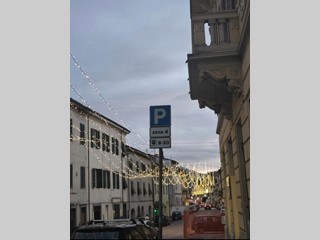 Immobile commerciale in Vendita a Lucca, 140'000€, 60 m²