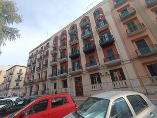 Appartamento in Vendita a Taranto, 165'000€, 160 m², arredato
