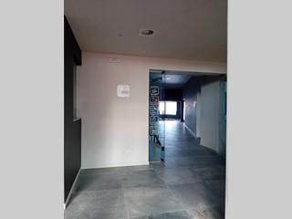 Immobile commerciale in Affitto a Massa e Cozzile, 15'000&euro;, 1000 m²