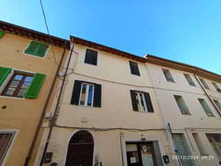 Trilocale in Vendita a Camaiore, 190'000€, 70 m², arredato