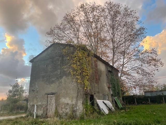 Casa Semi Indipendente in Vendita a Massa, zona San Cristoforo, 170'000&euro;, 153 m²