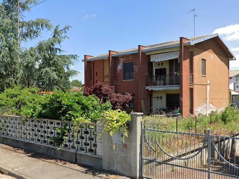 Villa in Vendita a Palestro, 50'250&euro;, 235 m², con Box