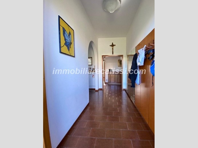 Villa bifamiliare in Vendita a Carmignano, zona Seano, 550'000€, 290 m², con Box