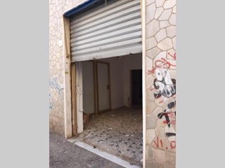 Magazzino in Vendita a Livorno, 35'000&euro;, 35 m²