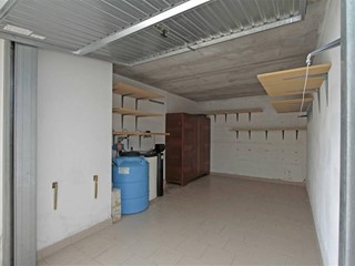 Box in Vendita a Colle di Val D'Elsa, 16'000€, 16 m², con Box