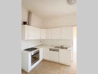 Quadrilocale in Vendita a Capannori, zona Segromigno In Monte, 165'000€, 100 m², arredato