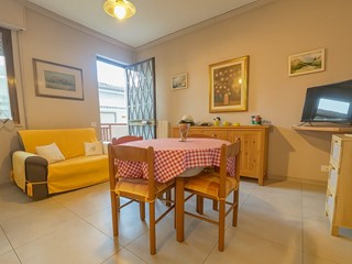 Trilocale in Vendita a Viareggio, zona Torre Del Lago-marina, 179'000&euro;, 55 m², arredato