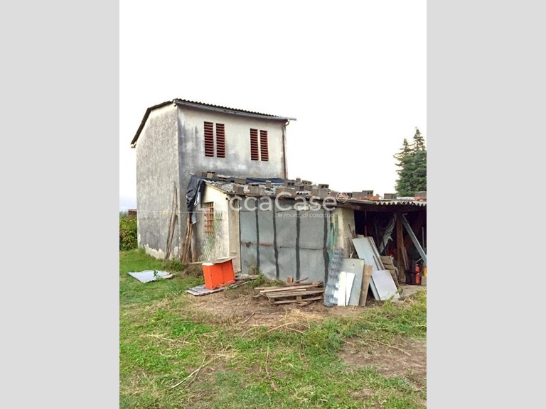 Casa di corte in Vendita a Lucca, zona San Pietro a Vico, 105'000€, 130 m²