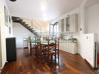 Appartamento in Vendita a Cascina, 248'000&euro;, 150 m², con Box