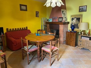 Casa Indipendente in Vendita a Montignoso, zona Capanne, 185'000€, 70 m², arredato