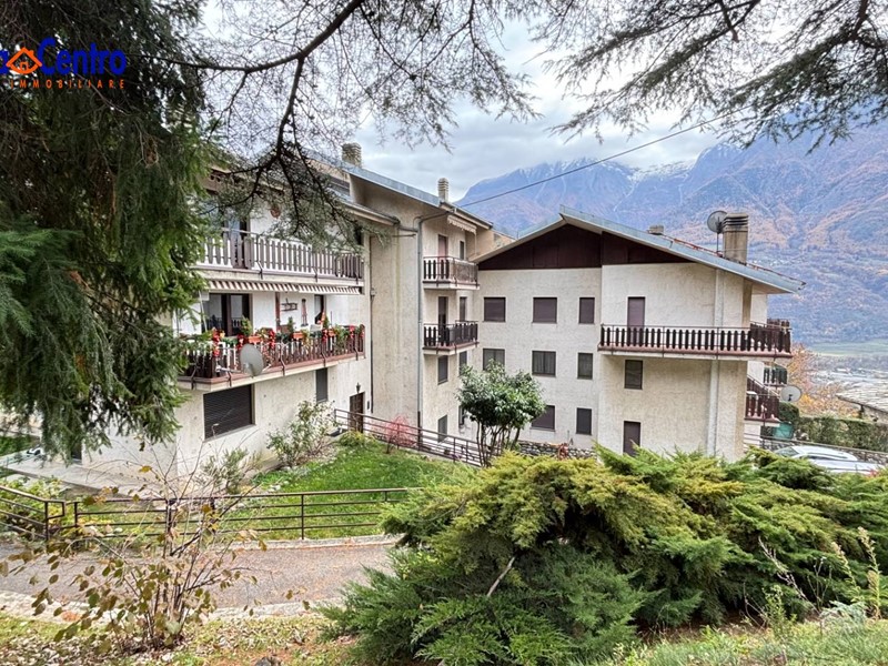 Attico in Vendita a Quart, 93'000€, 92 m²