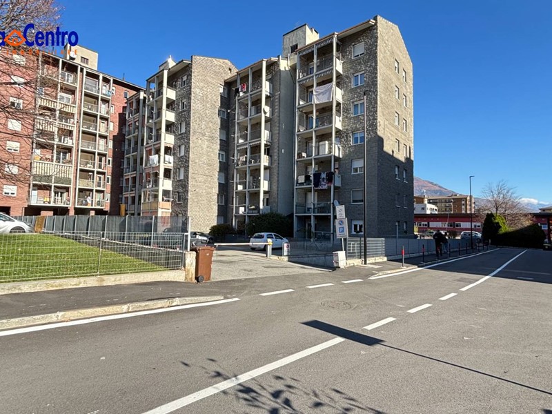 Quadrilocale in Vendita a Aosta, 300'000&euro;, 136 m²