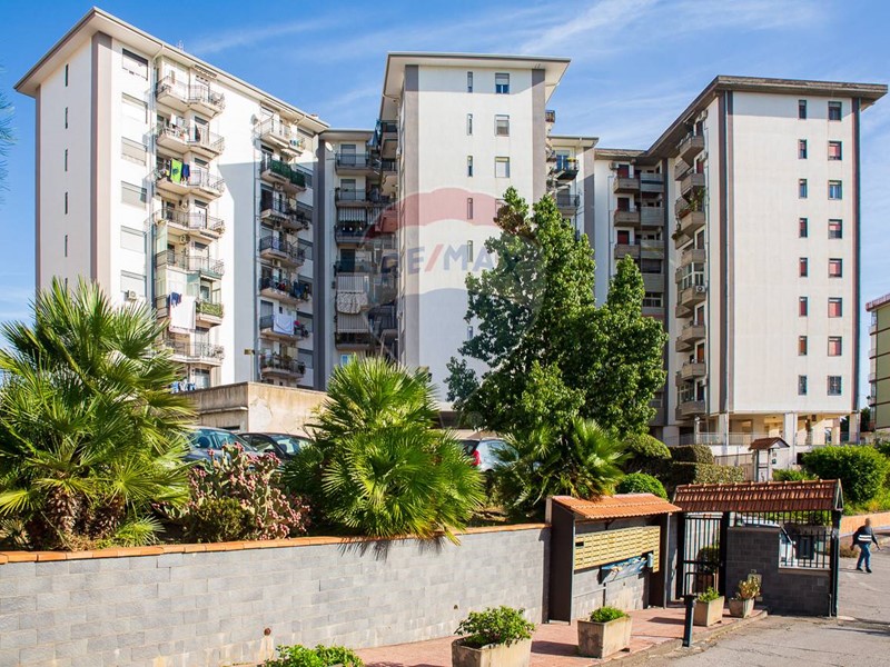 Appartamento in Vendita a Catania, 138'000€, 126 m²