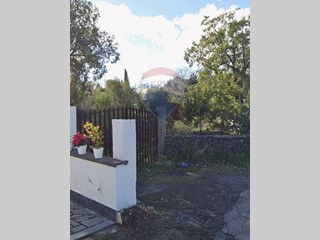 Terreno edificabile in Vendita a Acireale, 69'000&euro;, 700 m²