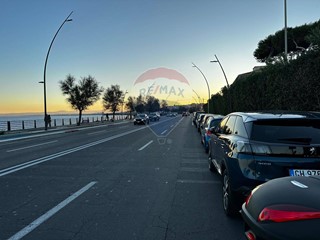 Attività commerciale in Vendita a Catania, 85 m²