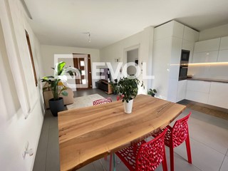 Villetta a schiera in Vendita a Reana del Rojale, 295'000€, 129 m²