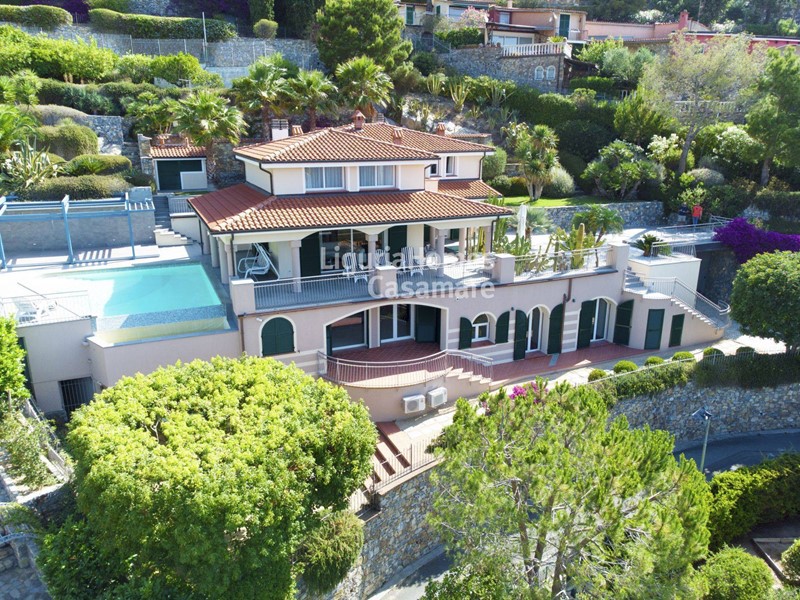 Villa in Vendita a Andora, 2'800'000&euro;, 348 m²