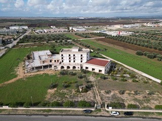 Appartamento in Vendita a San Giorgio Ionico, 3'600'000&euro;, 4000 m²