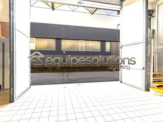 Magazzino in Affitto a Albino, 30'000€, 300 m²