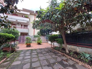 Attico in Vendita a Taormina, 90'000&euro;, 102 m²