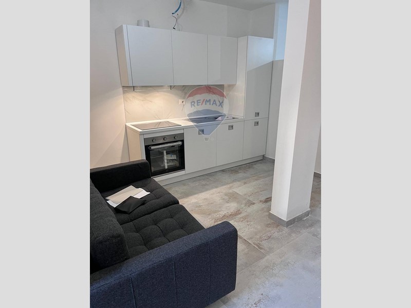 Bilocale in Vendita a Milano, 165'000&euro;, 44 m²