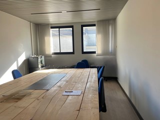 Ufficio in Affitto a Padova, 800€, 130 m²
