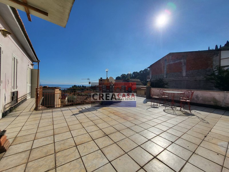 Casa Indipendente in Vendita a Mascali, 185'000&euro;, 261 m², con Box