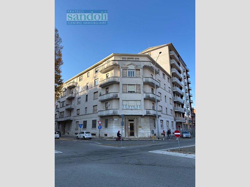 Quadrilocale in Vendita a Vercelli, 280'000€, 170 m²