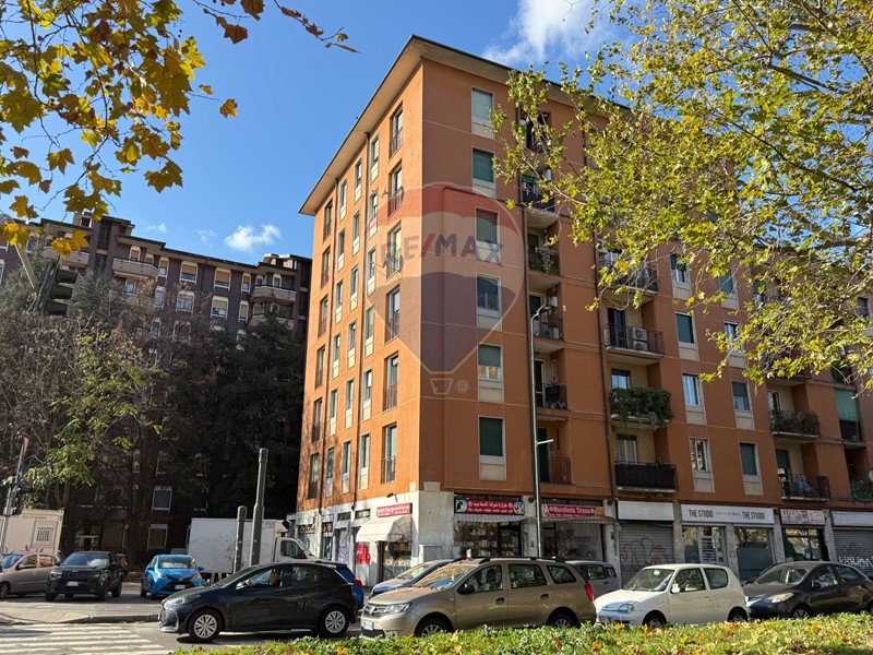 Trilocale in Vendita a Milano, 295'000&euro;, 85 m²