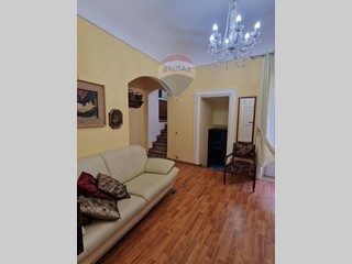 Trilocale in Affitto a Caltagirone, 450€, 70 m²