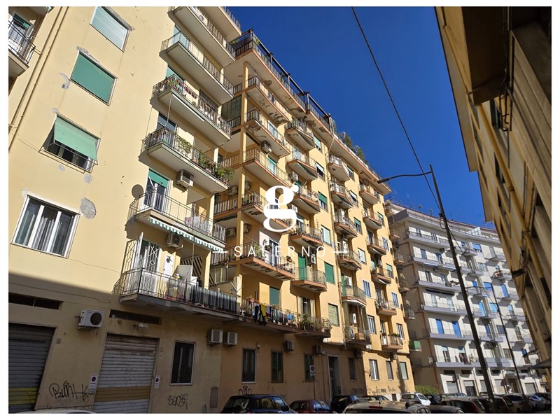 Appartamento in Vendita a Salerno, 520'000&euro;, 153 m²