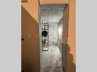 Laboratorio in Vendita a Taranto, 39'000&euro;, 111 m²