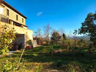 Casa Semi Indipendente in Vendita a Mercatino Conca, 329'000&euro;, 350 m², arredato