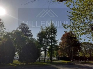 Attività commerciale in Vendita a Arona, 165'000&euro;, 180 m², arredato