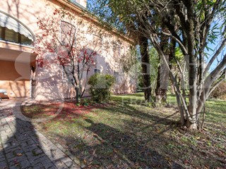 Villa bifamiliare in Vendita a Mogliano Veneto, 790'000&euro;, 322 m², arredato, con Box