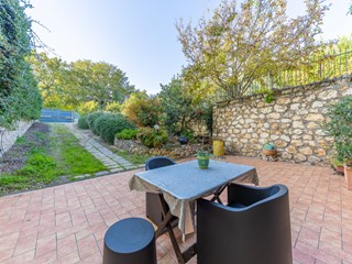 Casa Indipendente in Vendita a Sant'Angelo Romano, 345'000€, 230 m²