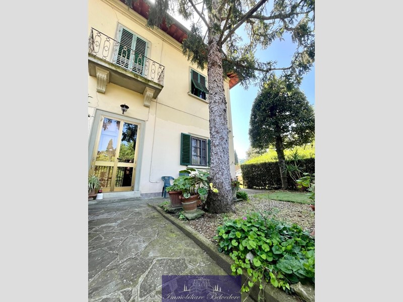 Casa Semi Indipendente in Vendita a Scandicci, 470'000&euro;, 145 m²