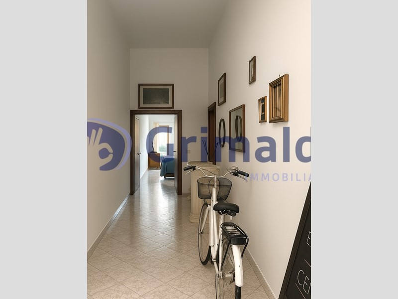 Casa Indipendente in Vendita a San Donato di Lecce, 90'000€, 188 m², con Box