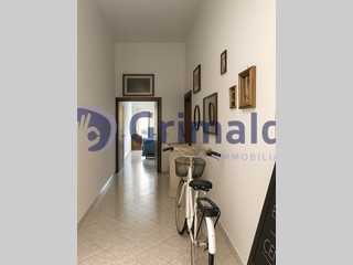 Casa Indipendente in Vendita a San Donato di Lecce, 90'000€, 188 m², con Box