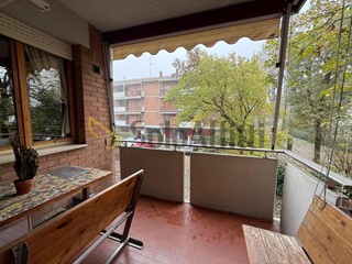 Appartamento in Affitto a Modena, 900€, 120 m²