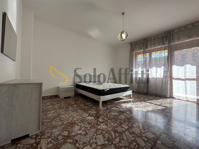 Stanza in Affitto a Latina, 320&euro;, 18 m², arredato