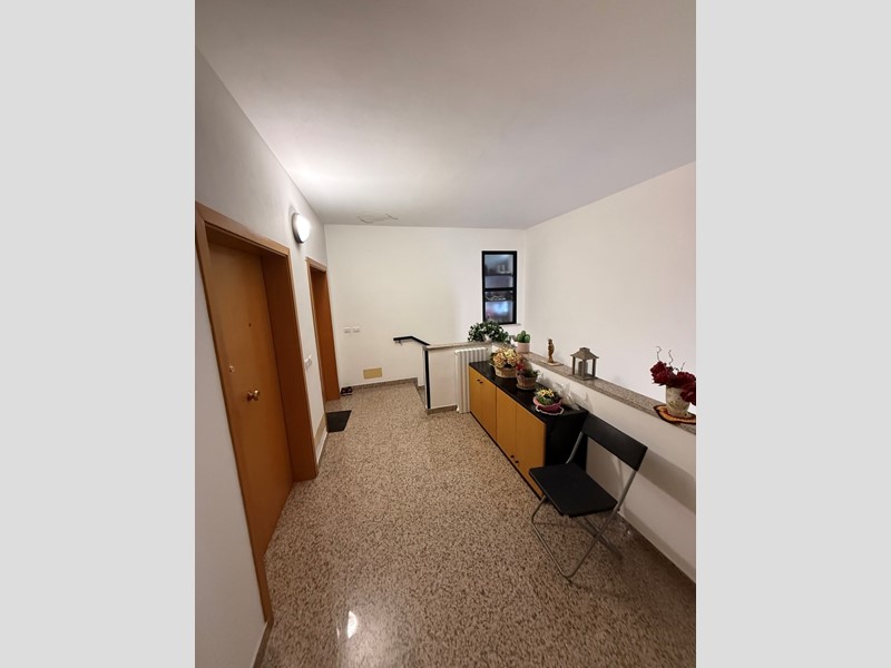 Appartamento in Vendita a Santarcangelo di Romagna, zona S. VITO (S.ARC), 235'000€, 105 m², con Box