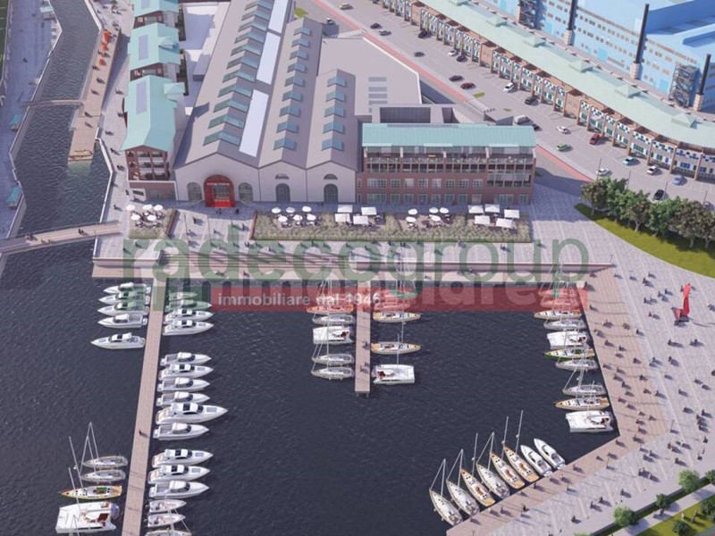 Trilocale in Vendita a Livorno, zona Porta a Mare, 100 m², con Box