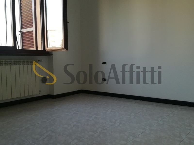 Appartamento in Affitto a Melzo, zona Semicentro, 1'500€, 160 m²